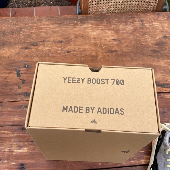 Yeezy 700 Waver Runner🔥 - Picture 10 of 13